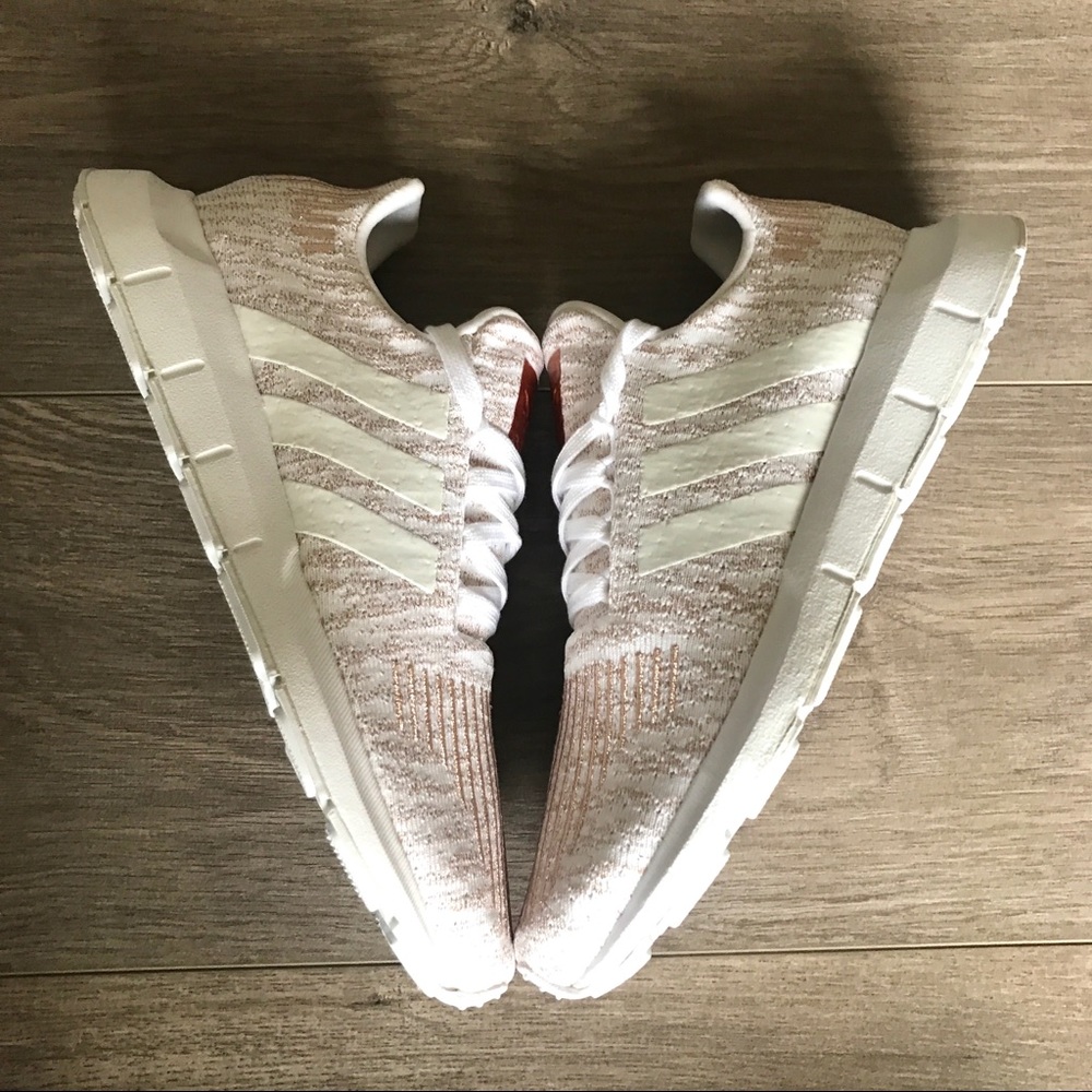NWT Adidas Swift Run Women’s Shoes - Picture 5 of 7